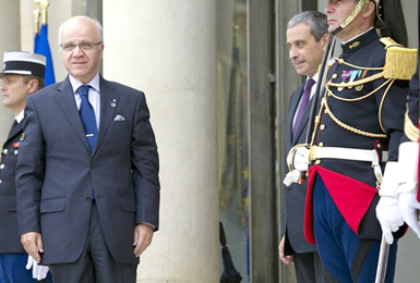 Medelci à la conférence de Paris sur la Libye ,Alger reconnaît timidement le CNT