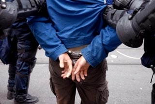 Projet de loi de finances 2012 : 100 milliards de dollars pour garantir la paix sociale
