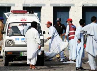 Violences au Pakistan , Double attentat suicide meurtrier