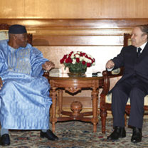 Alger et Bamako sur la même longueur d&rsquo;onde