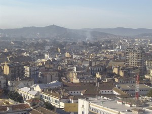 Annaba: Un incendie détruit 270 boutiques dans un centre commercial