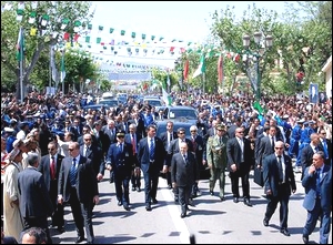 Bouteflika en tournée à Alger lundi