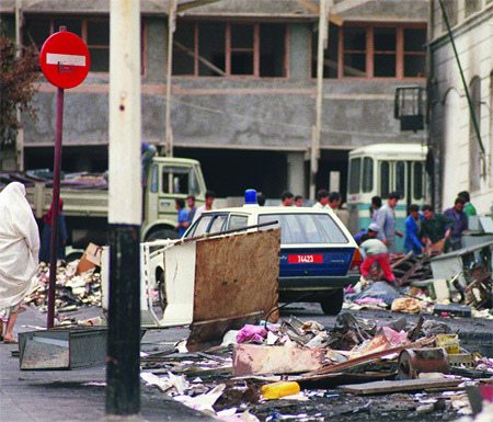 Cinq heures dans les commissariats d’Alger pour commémorer la révolte du 5 octobre 1988