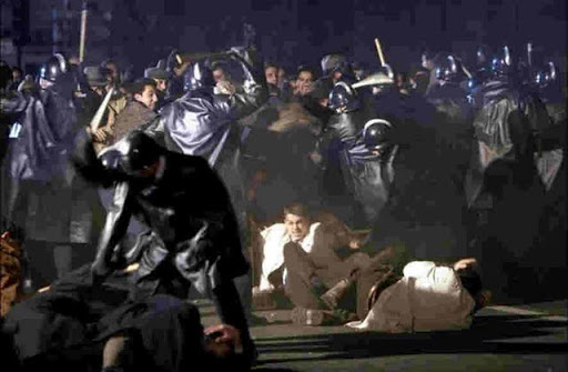 Dossier: Nuit tragique à Paris