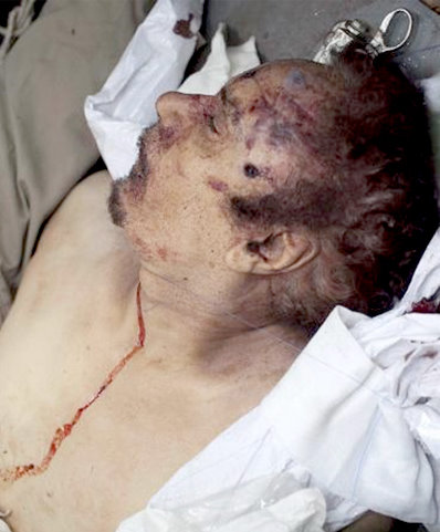 Kadhafi a-t-il tué ou capturé vivant avant d’être exécuté ? Les images qui sèment le trouble