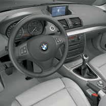 Lancement de la nouvelle BMW Série 1 : Une compacte luxueuse et raffinée