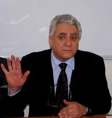 Les informateurs de cas de corruption et de détournements n’ont pas confiance en la justice selon Bouchachi :« La cellule contre la corruption » a recensé cinq dossiers qui seront remis au parquet général