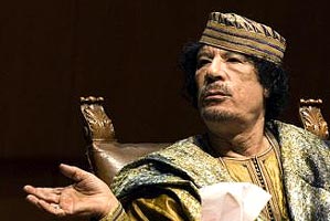 Libye, dans un message sonore ,Kadhafi appelle à manifester