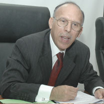 M. Rezzag-Bara : « Examiner l’évolution de la menace de l’AQMI et les implications de la crise libyenne »