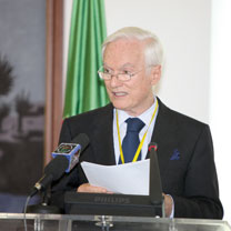 Plainte déposée contre Maurice Papon : M. Jazaïry regrette que la justice française n&rsquo;ait pas donné suite