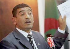 Ait Ahmed relève Karim Tabbou et désigne Ali Laskri premier secrétaire national du FFS