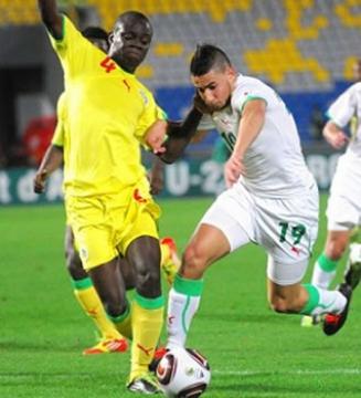 championnat pré-olympique,Bon début des Verts