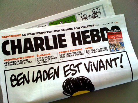 Charlie Hebdo incendié après un numéro avec le prophète Mohamed comme rédacteur en chef