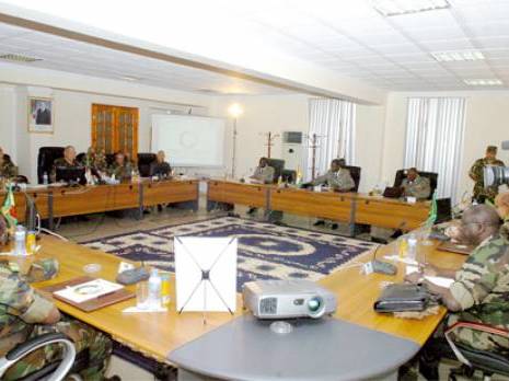 Des militaires africains appellent l’Armée algérienne à intervenir contre Al-Qaida dans des pays voisins