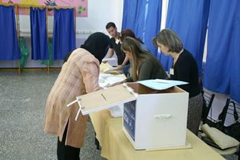 En prévision des Législatives,Bouteflika veut des observateurs internationaux