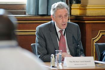 Le ministre britannique chargé du commerce et de l&rsquo;énergie,«Vous avez un beau pays mais…»