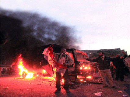 Les manifestations reviennent à la place tahrir, Égypte : la révolution, acte II