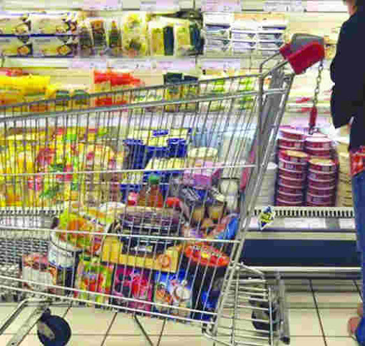 Nouveaux espaces commerciaux ,Guerre des prix entre hypermarchés
