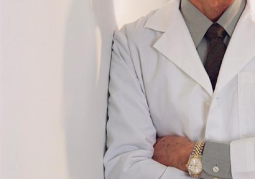 Revalorisation des prestations des médecins exerçant à titre privé : 400 DA pour le généraliste et 600 DA pour le spécialiste