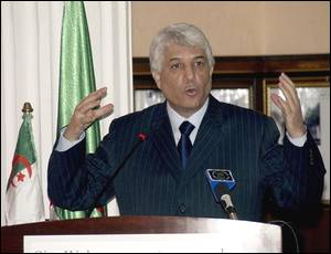 Tayeb Louh : 4.000 micro-entreprises insolvables