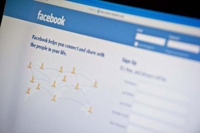 Victime du terrorisme,Une page Facebook pour la mémoire
