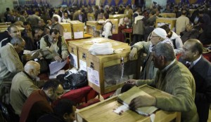 Egypte: les Frères musulmans remportent 36 sur 54 sièges au 2ème tour des législatives