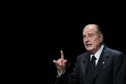 Emplois fictifs: Chirac condamné à deux ans de prison avec sursis