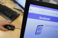 Facebook sommé de clarifier sa politique sur les données privées