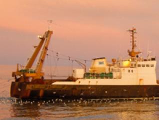 La police de la pêche opérationnelle début 2012