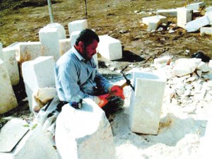 La silicose tue les tailleurs de pierre en Kabylie