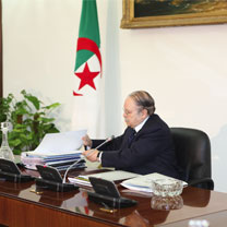 Le président Bouteflika l’a annoncé en Conseil des ministres,Les législatives au printemps prochain