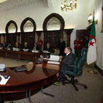 Le président Bouteflika préside aujourd’hui un Conseil des ministres : D’importantes annonces attendues