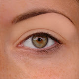 Paupière qui tressaute : pensez au magnésium