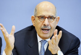 Violences place Tahrir au Caire ,El-Baradeï accuse des «voyous»