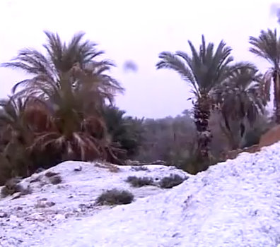 Algérie : chute de neige à Bechar au Sahara