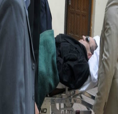 Egypte: le parquet réclame la peine de mort pour Hosni Moubarak