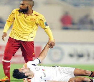 Ennasr Essaoudi : l&rsquo;Algérien Hadj Bouguèche se blesse