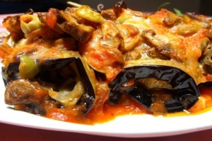 Gratin de roulés d’aubergines farcis