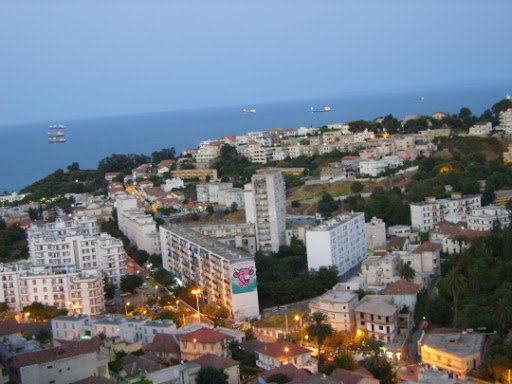 Installation d un éclairage public à l énergie solaire dans le cadre du jumelage Annaba-Nelson Mandela Bay
