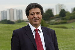 L&rsquo;Algérien Mouloud Aounit distingué par l&rsquo;ONG COJEP International