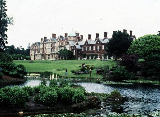 Le cadavre d’une femme découvert près d’un château d’Elisabeth II