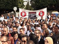 Les hospitalo-universitaires menacent de passer à une grève illimitée ,Vers une nouvelle paralysie des CHU