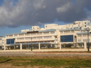 Oran : Infecté par le virus du SIDA, il se suicide à l’hôpital