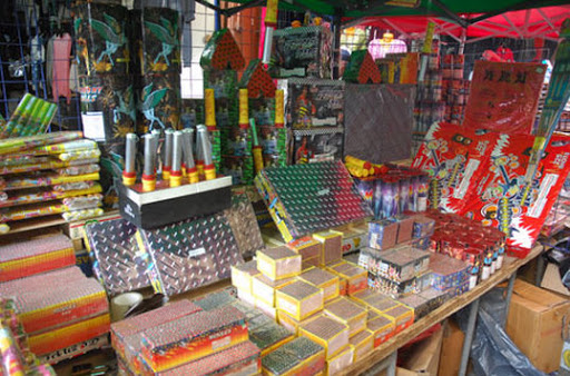 Un commerce florissant malgré son interdiction ,Le «boom» des produits pyrotechniques