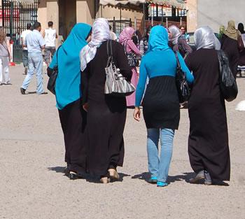 Virée à l&rsquo;université islamiques de Kharouba à Alger,Le kamis gonflé par les révoltes arabes