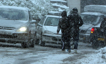 Chutes de neige sur le centre et l&rsquo;est durant les deux prochains jours,Embouteillages, chantiers à l&rsquo;arrêt et détresse des citoyens