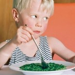 Cinq astuces pour apprendre votre enfant à diversifier son goût