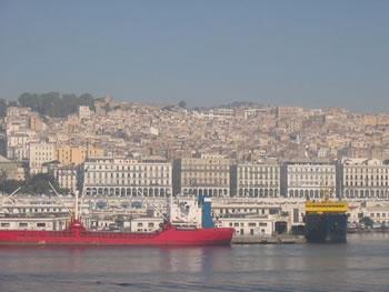 Démantèlement tarifaire: le DG du commerce à la CE mercredi à Alger pour un nouveau round de négociations
