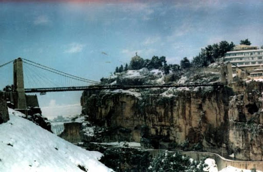 Intempéries Constantine : près de 300 familles bloquées à El Kantour (RN3) prises en charge par des citoyens de Zighoud Youcef