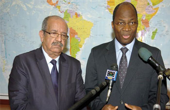 Le ministre des AE et de la coopération burkinabé à Alger : M. Messahel souligne la convergence totale des vues
